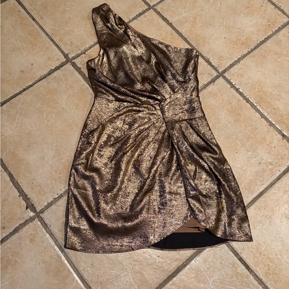 DO+BE Metallic Gold One-Shoulder Dress